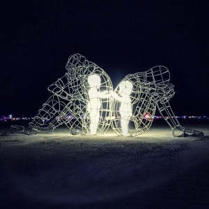 ukrainian-sculpture-burning-man-love-alexander-milov-1